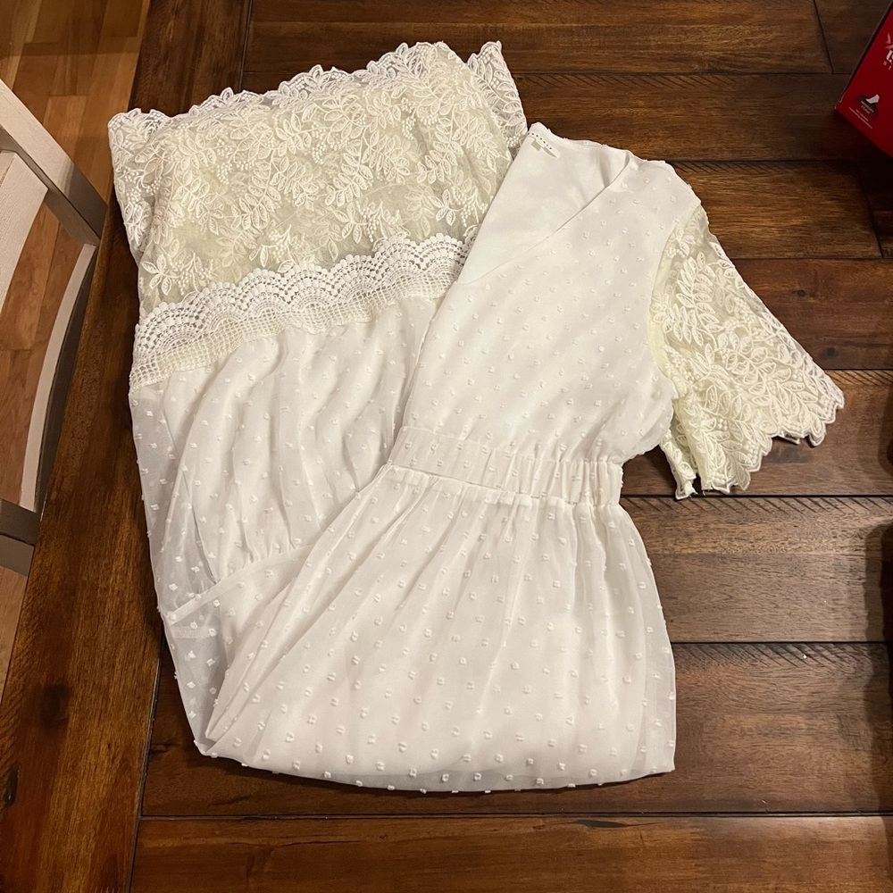 Ivory Maxi Dress with Lace Trim Size - Large BaeVely *NWOT* Wedding Dress